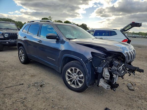 2019 JEEP CHEROKEE Latitude Plus — Passenger 3/4