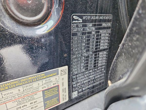 2019 JAGUAR F-PACE Prestige — VINS