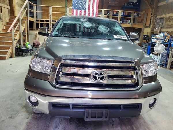 2013 TOYOTA TUNDRA SR5 — DIRF