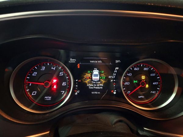 2015 DODGE CHARGER SE — ODOM