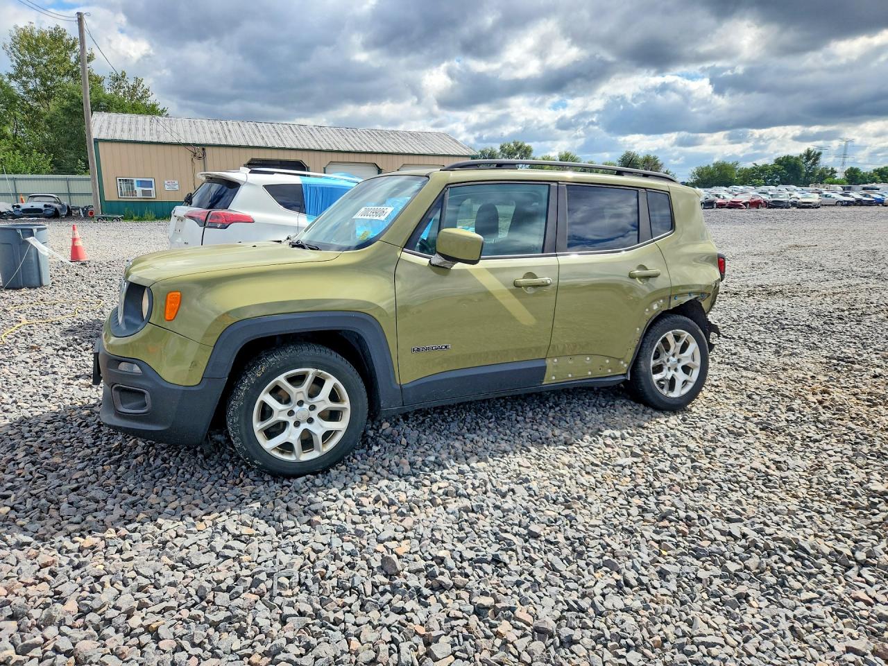 2015 JEEP RENEGADE — Front 3/4