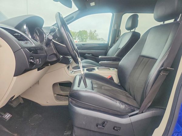 2020 DODGE GRAND CARAVAN SXT — DENT