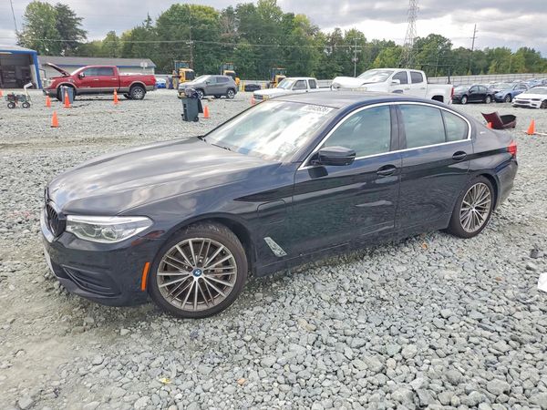 2019 BMW 5 SERIES — Front 3/4