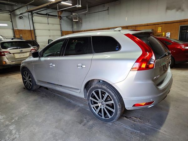 2017 VOLVO XC60 Inscription — DSRA