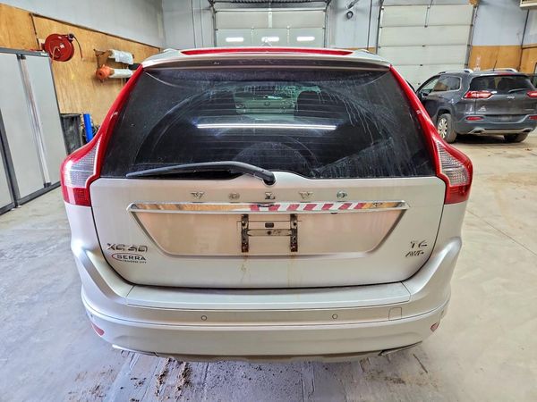 2017 VOLVO XC60 Inscription — DIRR