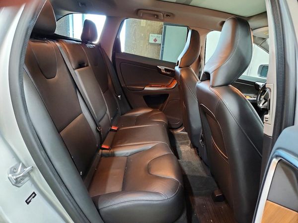 2017 VOLVO XC60 Inscription — PSRS