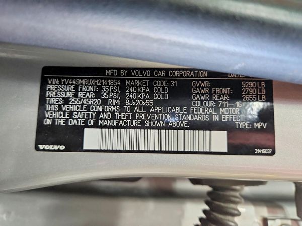 2017 VOLVO XC60 Inscription — VINS