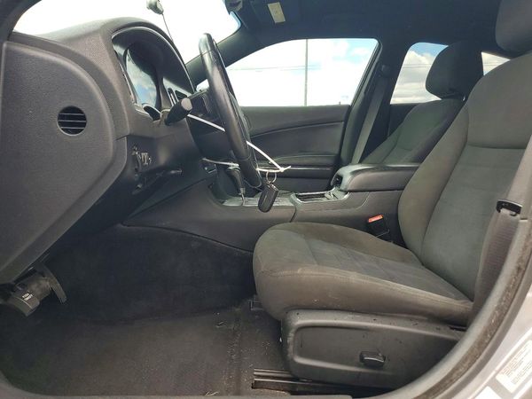 2014 DODGE CHARGER SE — DENT