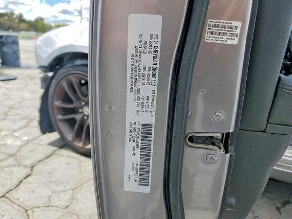 2014 DODGE CHARGER SE — VINS