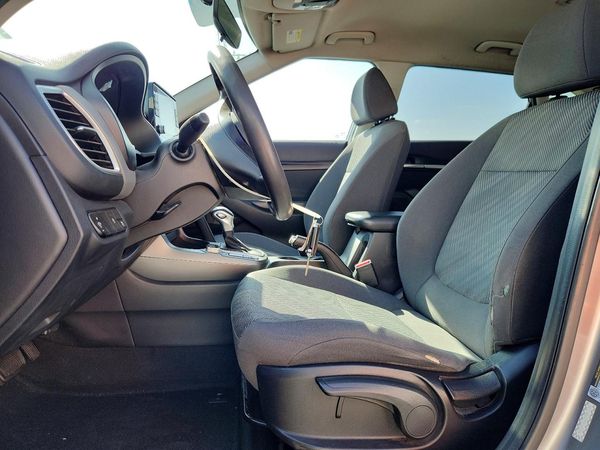 2021 KIA SELTOS LX — DENT