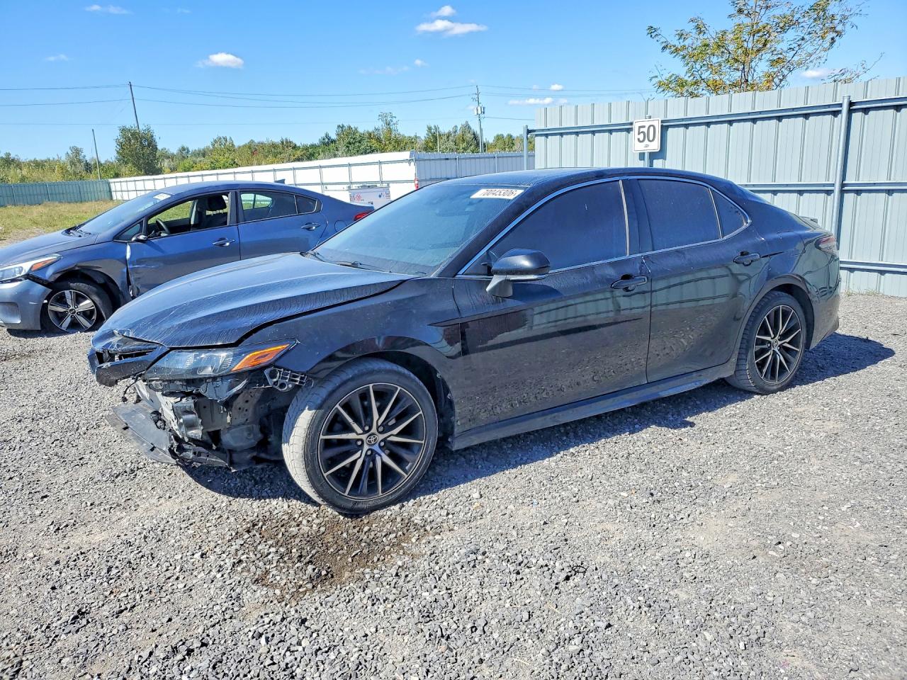 2021 TOYOTA CAMRY — Front 3/4
