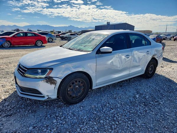 2017 VOLKSWAGEN JETTA — DSFA — Front 3/4