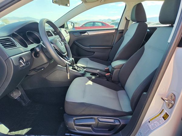 2017 VOLKSWAGEN JETTA S — DENT