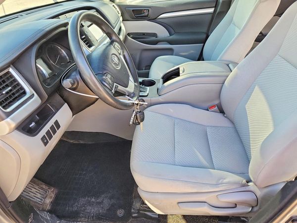 2015 TOYOTA HIGHLANDER Base/Hybrid — DENT