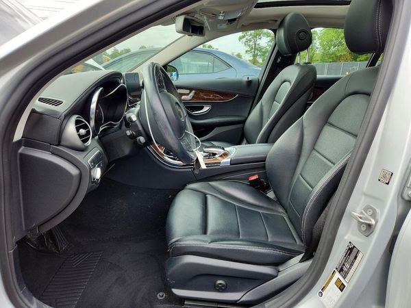 2017 MERCEDES-BENZ C C300-4M — DENT