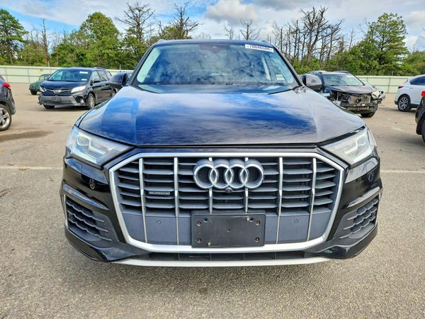 2020 AUDI Q7 quattro Premium Plus — DIRF