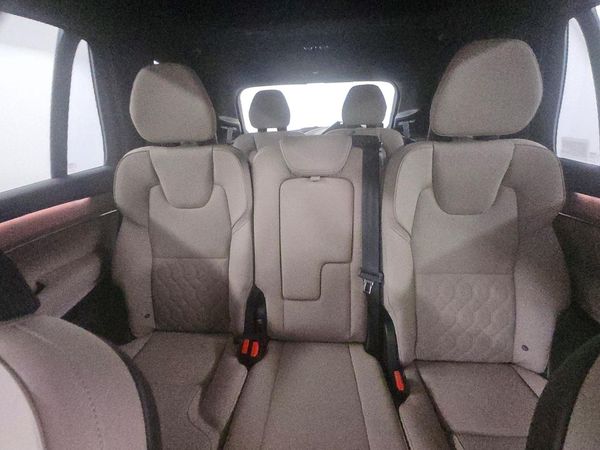 2026 VOLVO XC90 Core — SUVN
