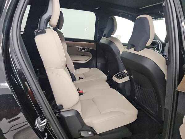 2026 VOLVO XC90 Core — PSRS