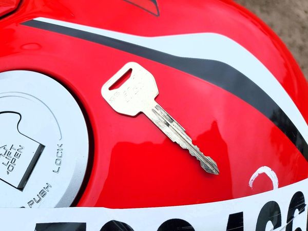 2021 HONDA CBR CYCLE — KEYF