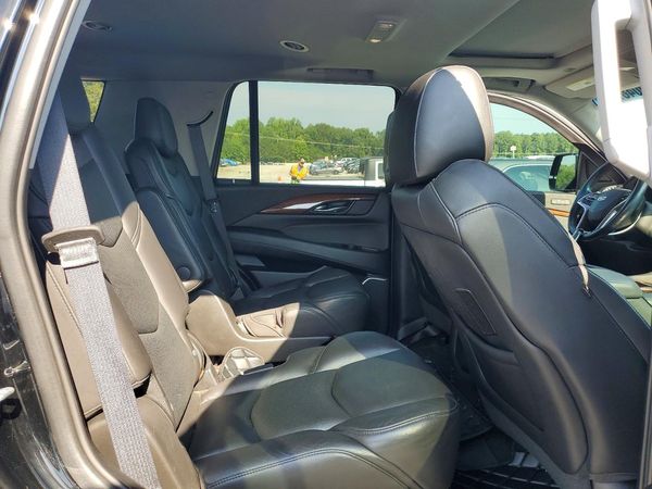 2020 CADILLAC ESCALADE Luxury — PSRS