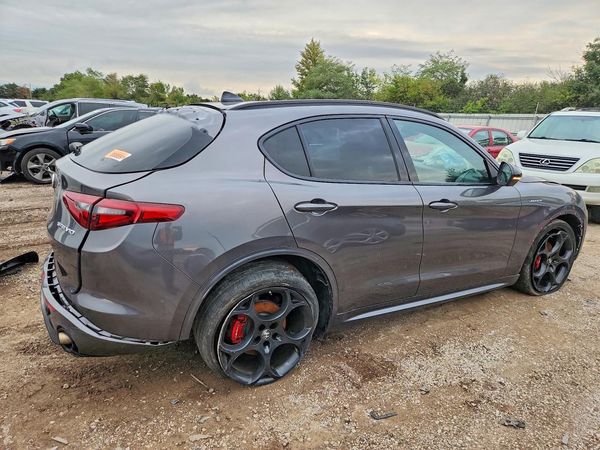 2022 ALFA ROMEO STELVIO TI AWD — PSRA