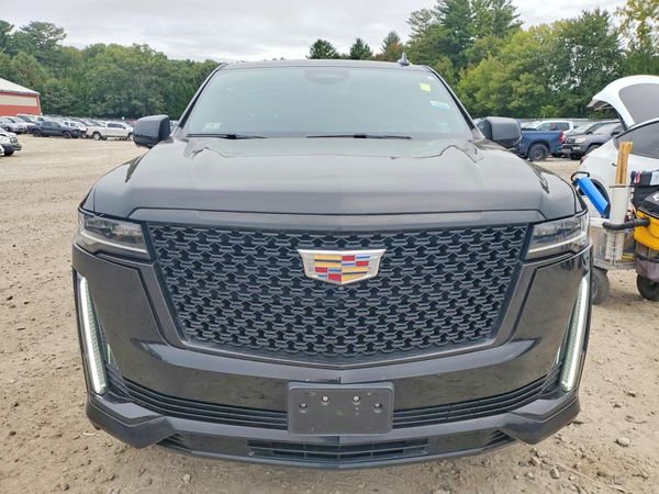 2022 CADILLAC ESCALADE Luxury — DIRF