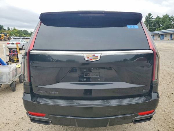 2022 CADILLAC ESCALADE Luxury — DIRR