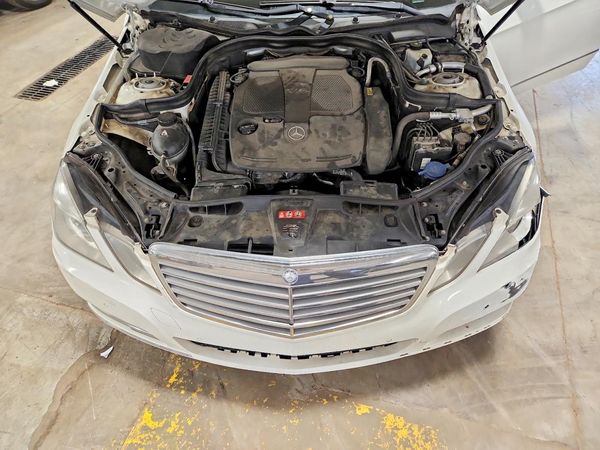 2012 MERCEDES-BENZ E E350 — Engine bay