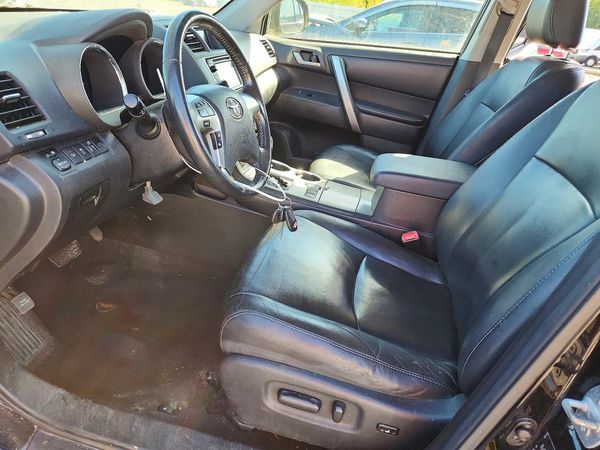 2013 TOYOTA HIGHLANDER Base/Hybrid — DENT