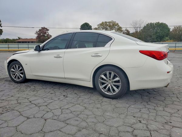 2015 INFINITI Q50 — DSRA