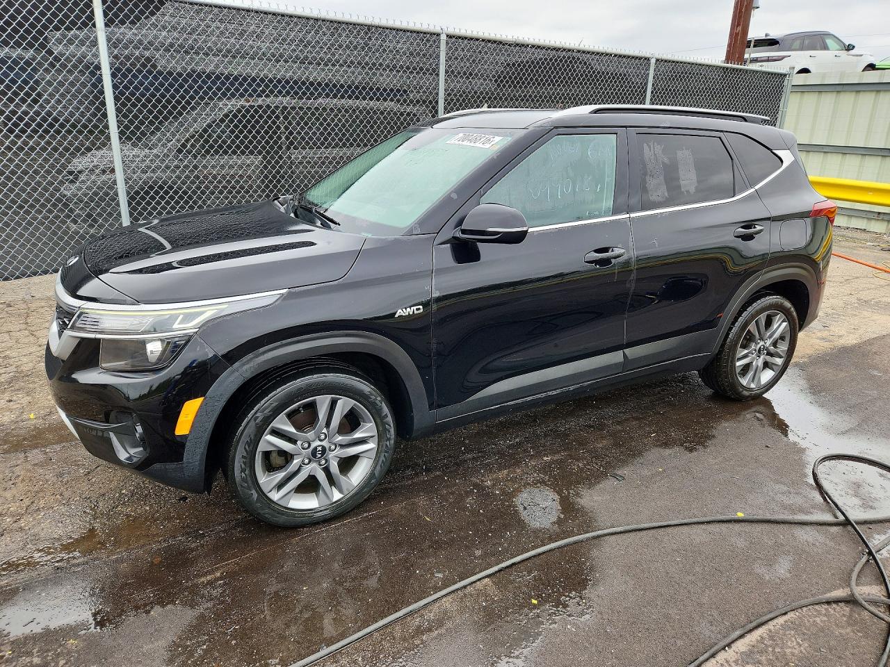 2021 KIA SELTOS S — Front 3/4