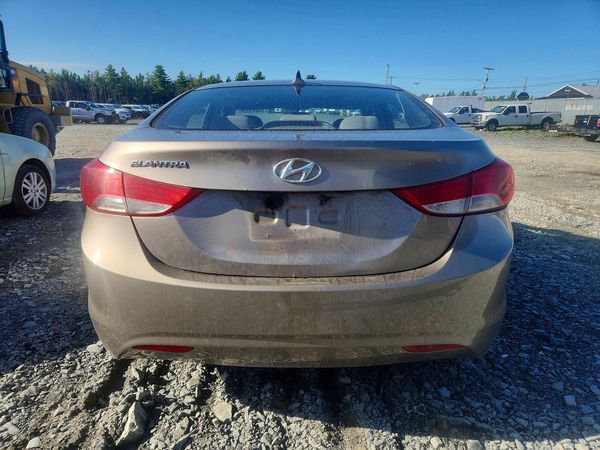 2013 HYUNDAI ELANTRA — DIRR