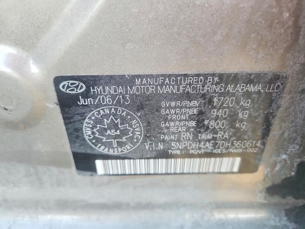 2013 HYUNDAI ELANTRA — VINS