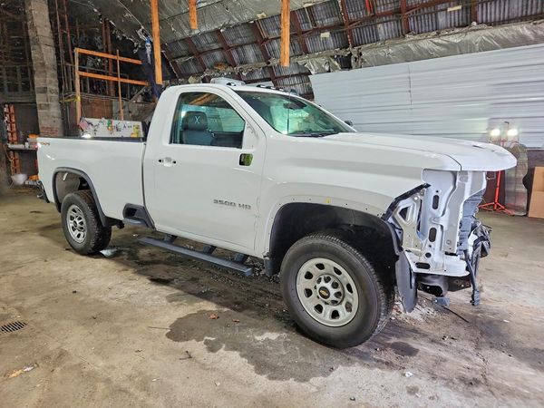 2024 CHEVROLET SILVERADO Work Truck — Passenger 3/4