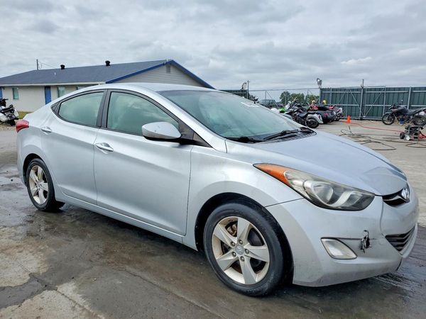 2012 HYUNDAI ELANTRA GLS(Middle grade) — Passenger 3/4