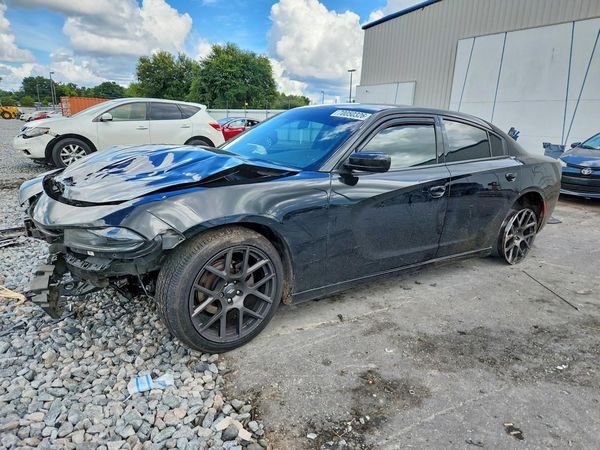 2019 DODGE CHARGER SXT — Front 3/4