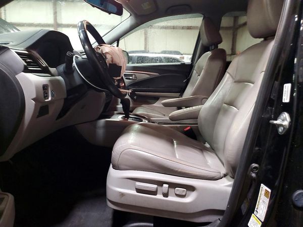 2016 HONDA PILOT EXL-R — DENT