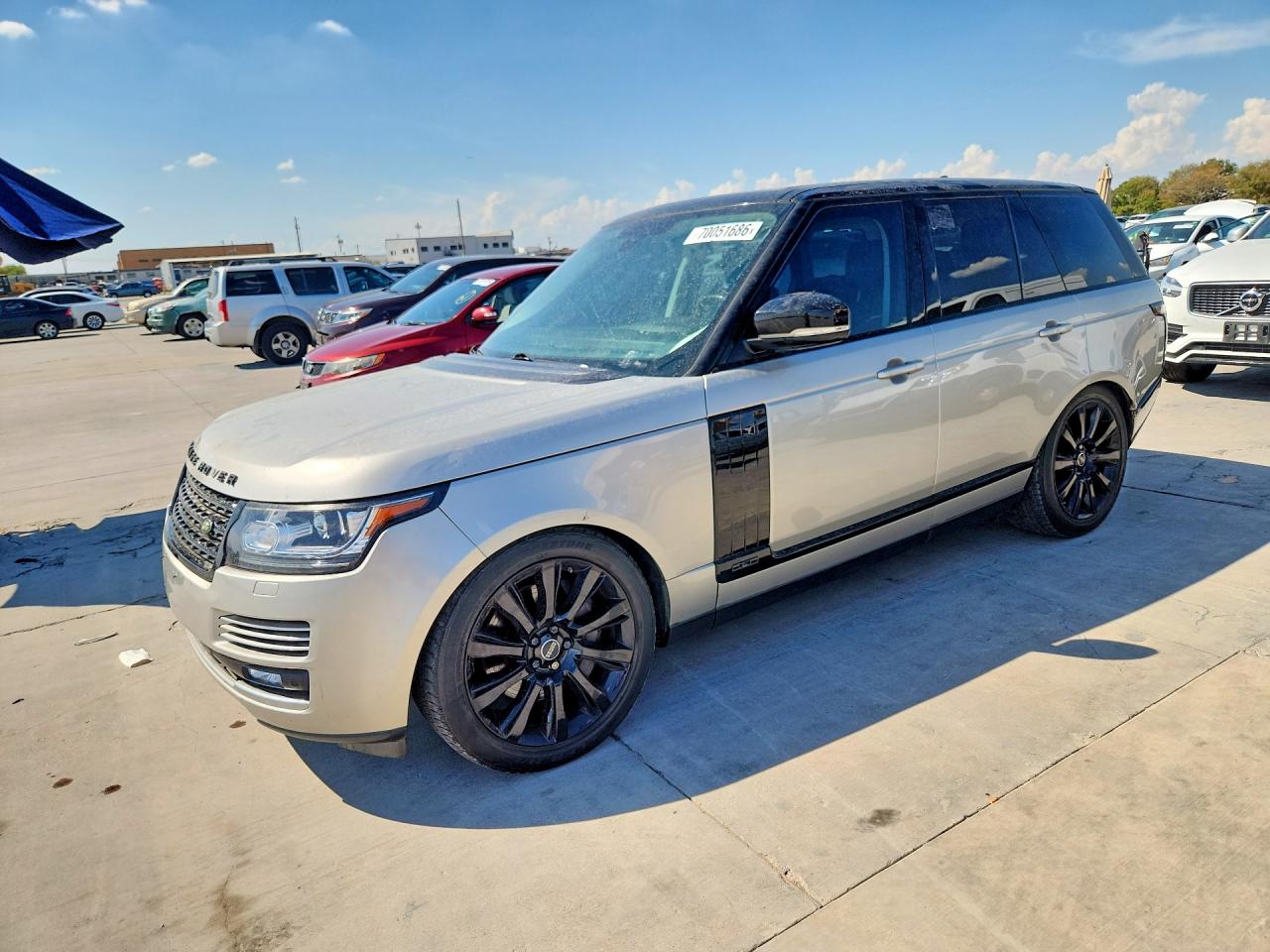 2016 LAND ROVER RANGEROVER Supercharged — Front 3/4