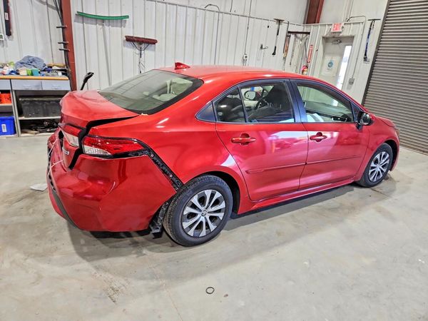 2021 TOYOTA COROLLA LE — PSRA