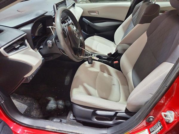 2021 TOYOTA COROLLA LE — DENT