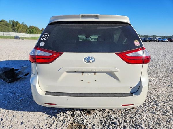 2018 TOYOTA SIENNA — DIRR