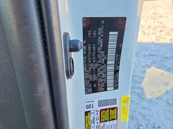 2018 TOYOTA SIENNA — VINS