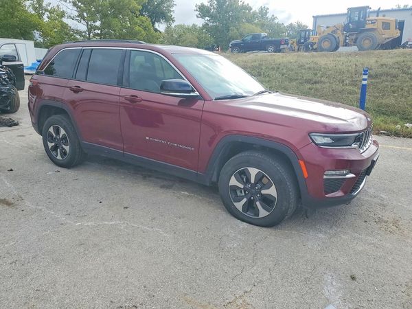 2024 JEEP CHEROKEE Limited 4XE — Passenger 3/4