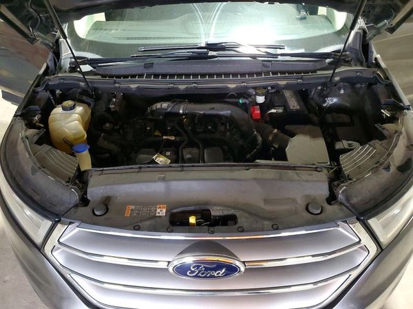 2017 FORD EDGE SEL — Engine bay