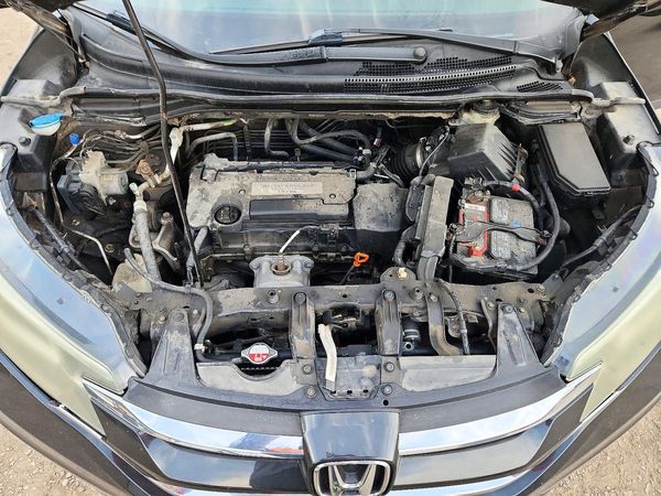 2015 HONDA CRV Touring — Engine bay