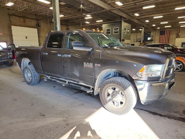 2014 RAM 2500 ST — Passenger 3/4