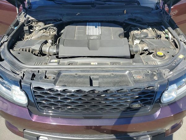 2016 LAND ROVER RANGEROVER — Engine bay