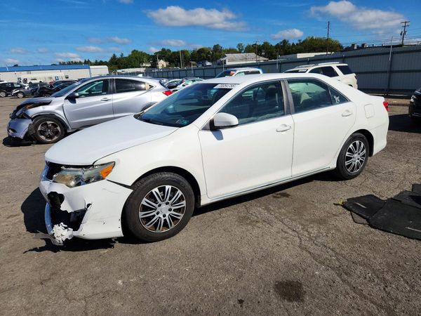 2012 TOYOTA CAMRY — DSFA — Front 3/4
