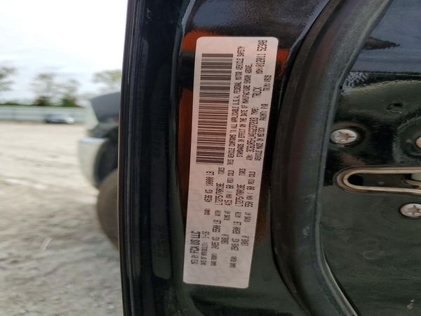 2016 RAM 2500 ST — VINS