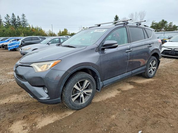 2018 TOYOTA RAV4 Adventure/XLE — Front 3/4